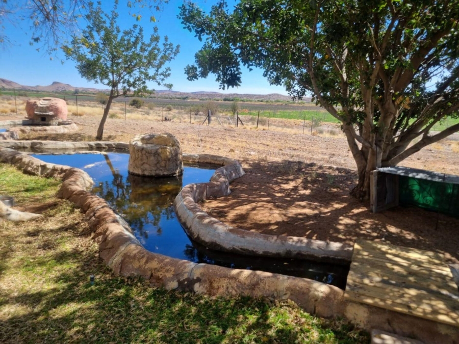 6 Bedroom Property for Sale in Karos Northern Cape